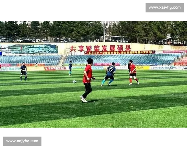 难忘的绿茵之战:一次激情四溢的足球比赛回顾 难忘的绿茵之战:一次激情四溢的足球比赛回顾